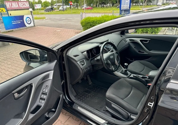 Hyundai Elantra cena 36500 przebieg: 173500, rok produkcji 2014 z Brzostek małe 154